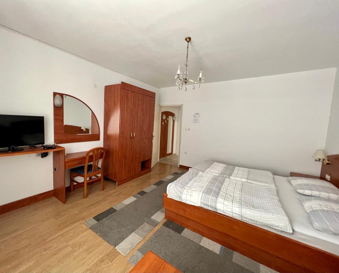 Apartments Matusan Palit Luaran gambar